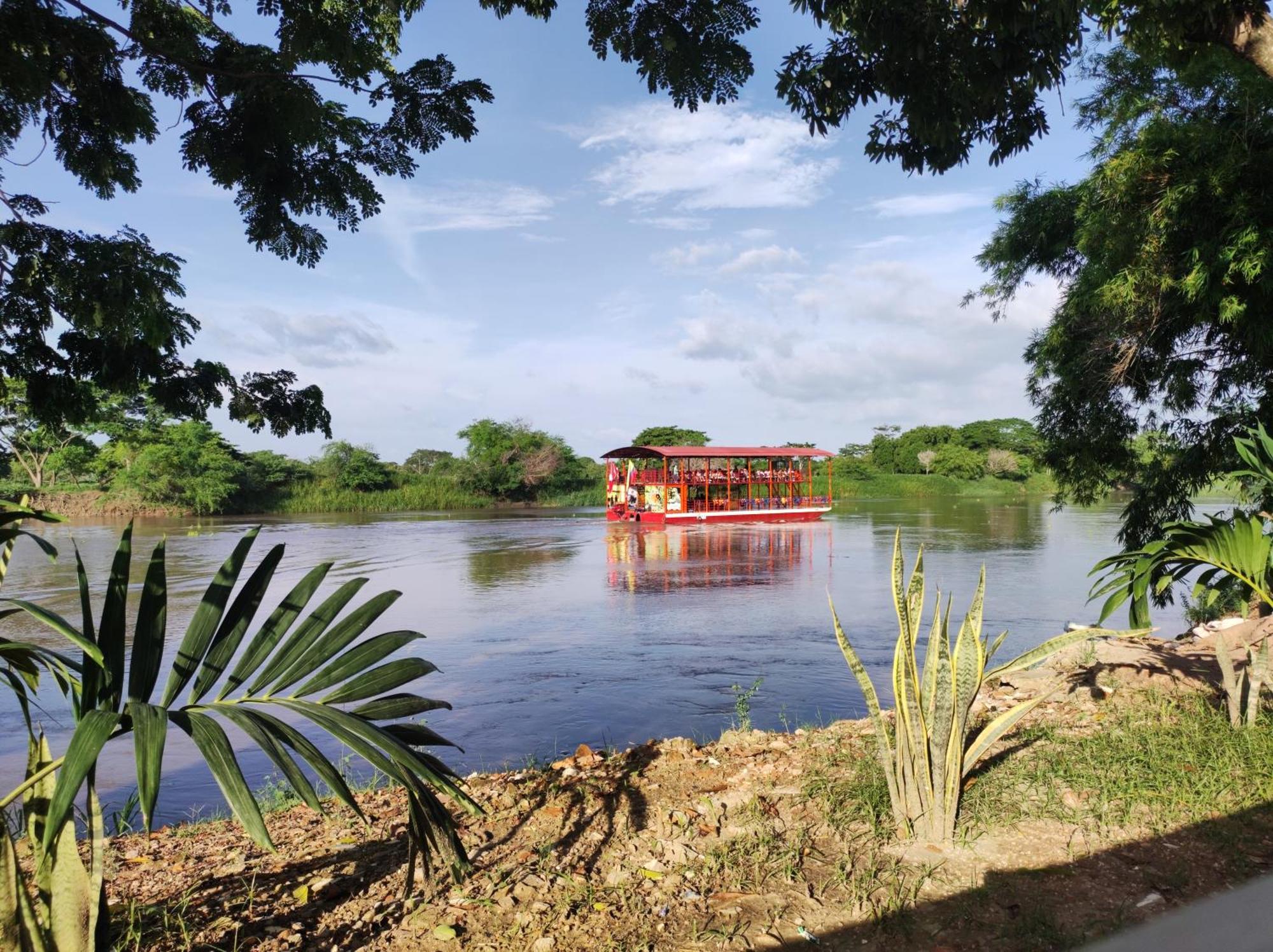 Hotel Nieto Mompox, Ubicado En El Corazon Del Centro Historico, Frente Al Rio Magdalena En Zona De Malecon Exterior foto